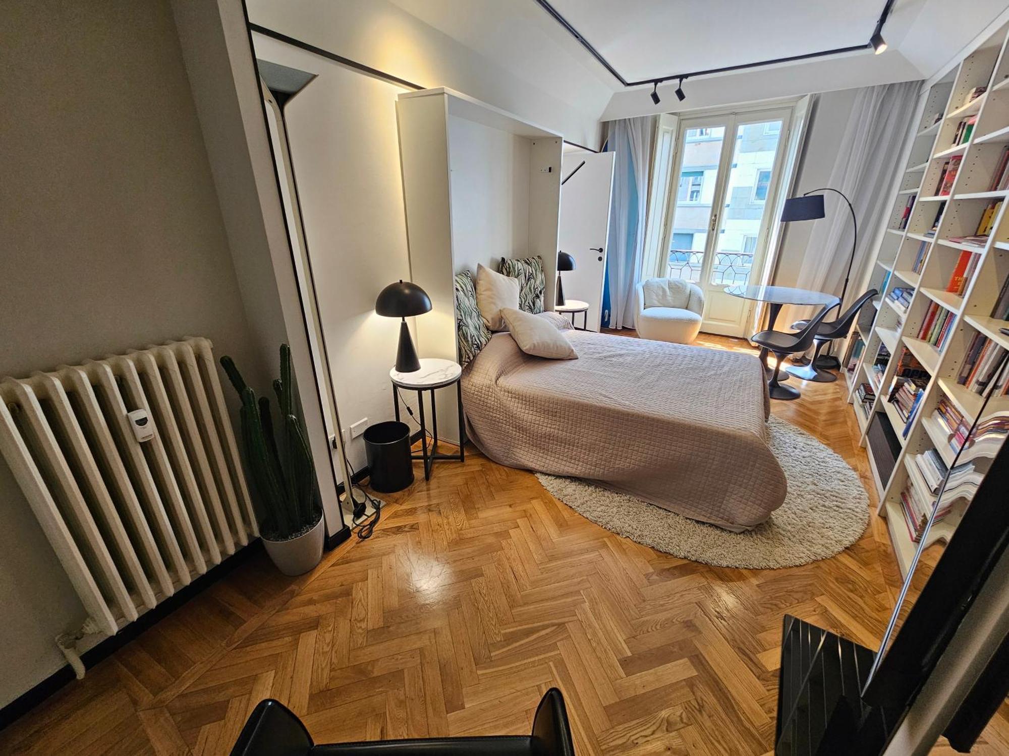 Exclusive Top Floor 2-Bedroom Flat Милано Екстериор снимка